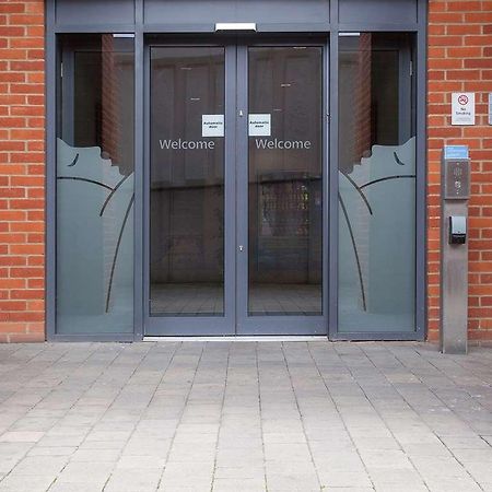 Travelodge High Wycombe Central Extérieur photo