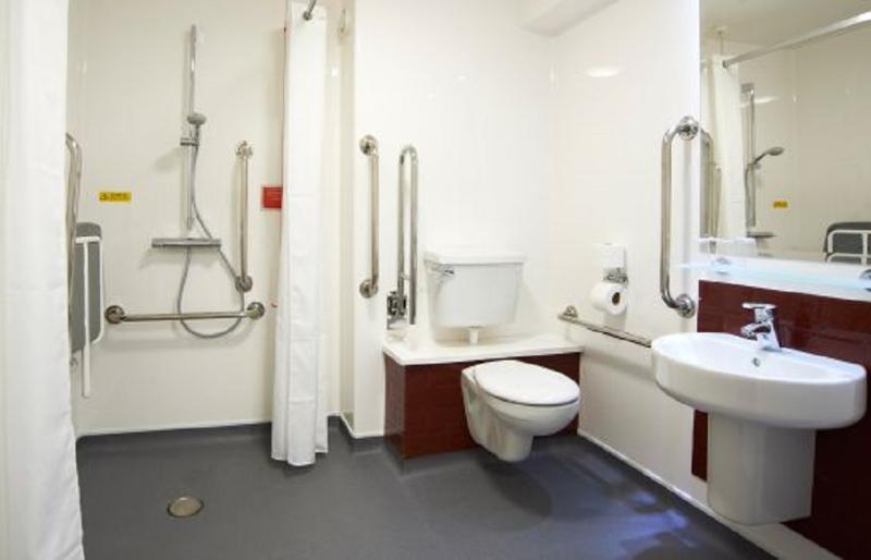 Travelodge High Wycombe Central Extérieur photo